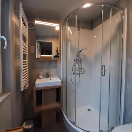 Tiny Haus Am Waldsee By Interhome Semesterbostad *